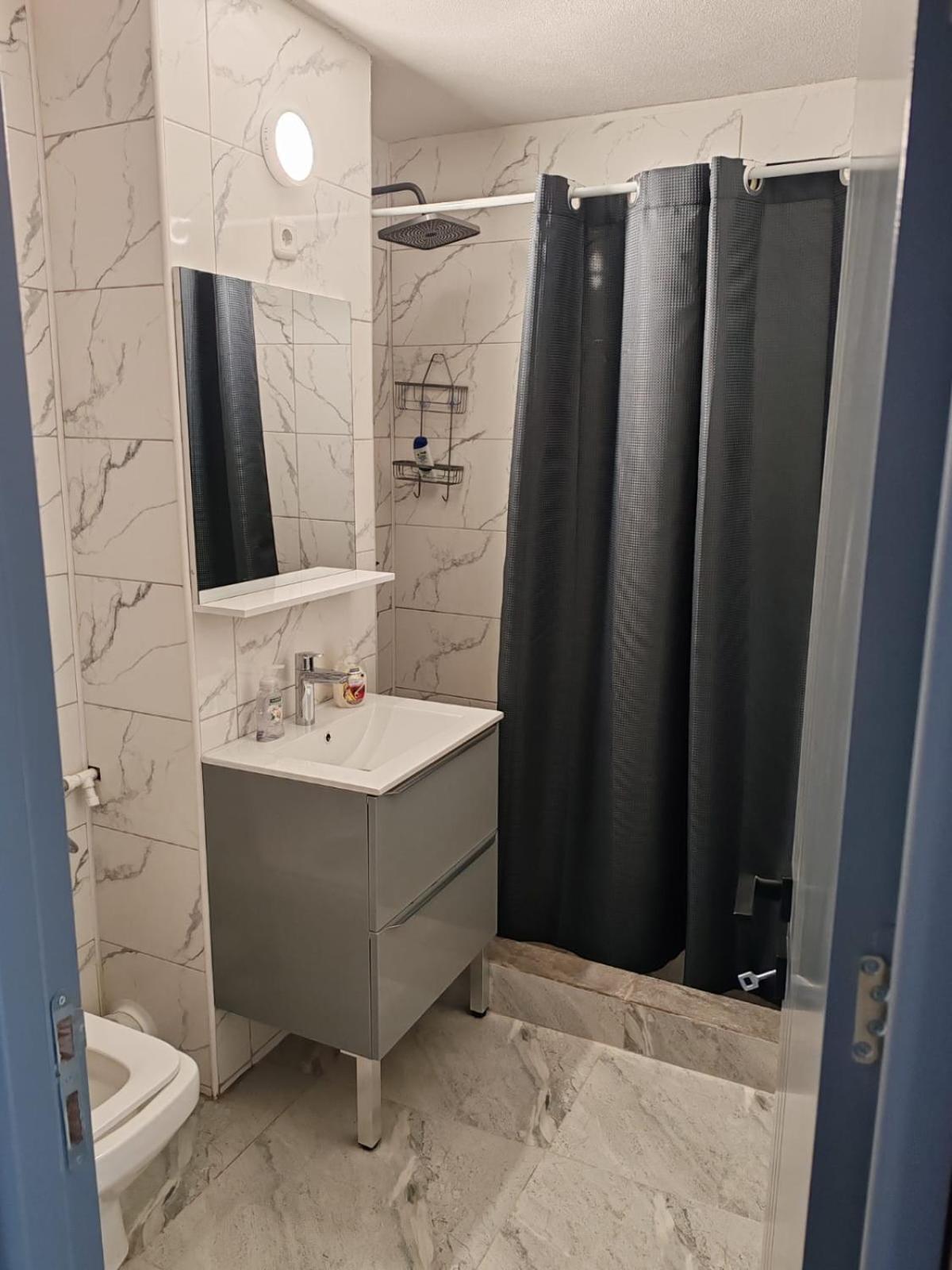 Apartamento Garsoniera G3 Craiova Exterior foto