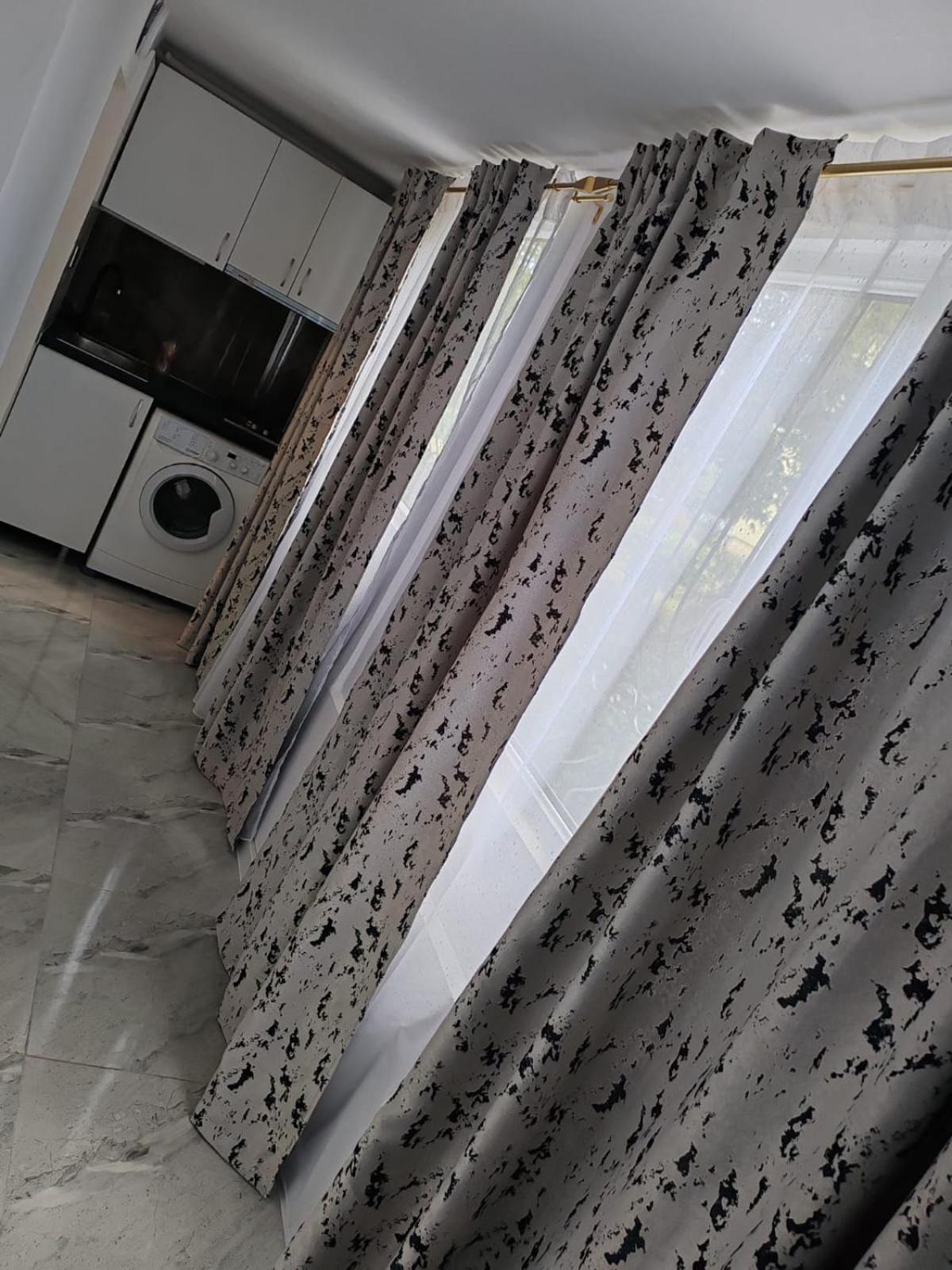Apartamento Garsoniera G3 Craiova Exterior foto